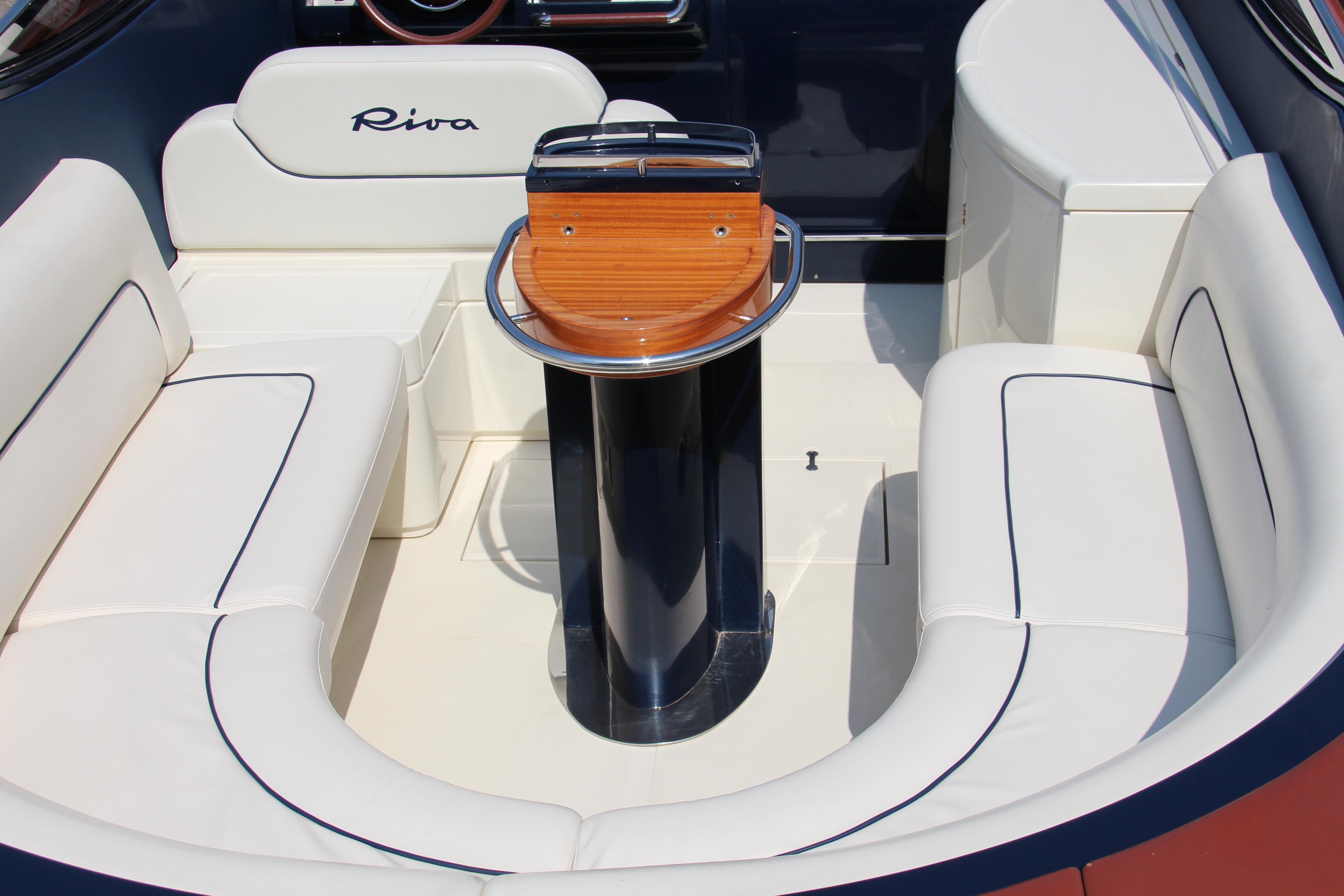 2002 RIVA 33' AQUARIVA 